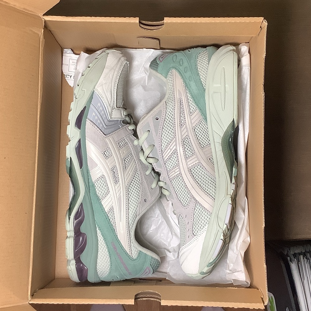 ASICS Gel-Kayano 14 Light Sage/Smoke Grey